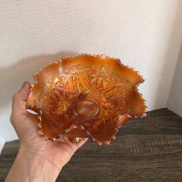 Antique Northwood Iridescent Marigold Wishbone Footed Glass Bowl - Picture 7 of 14